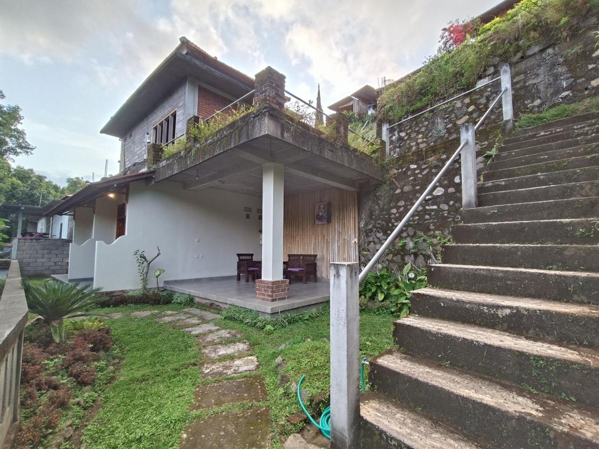 Made Oka Budget Room Munduk Exterior foto